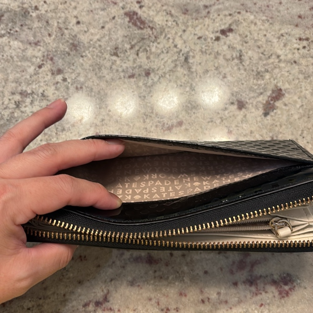 Kate Spade Wallet - Picture 5 of 5